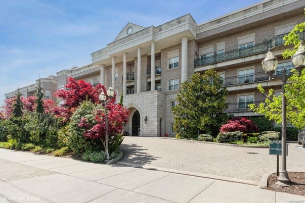 Exterior, Facade, Condo Building