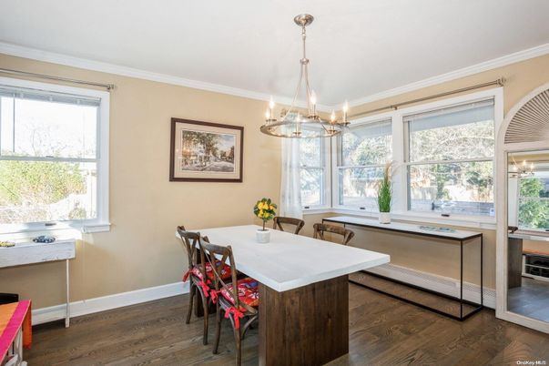 Chandelier, Dining room, Interior, Pendant Lights, Wood Texture Flooring