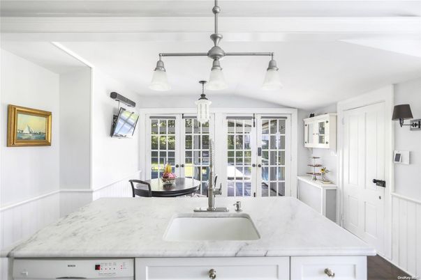 Interior, Kitchen, Pendant Lights, Wood Texture Flooring