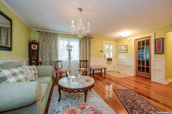 Chandelier, Interior, Living room, Wood Texture Flooring