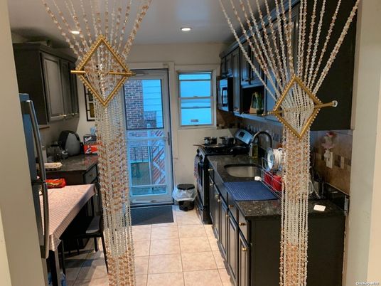 Interior, Kitchen, Pendant Lights, Recessed Lighting