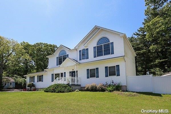 Backyard, Exterior, Facade, Farmhouse