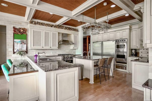 Interior, Kitchen, Pendant Lights, Recessed Lighting, Stainless Steel Appliances, Wooden Beams, Wooden Ceilings, Wood Texture Flooring