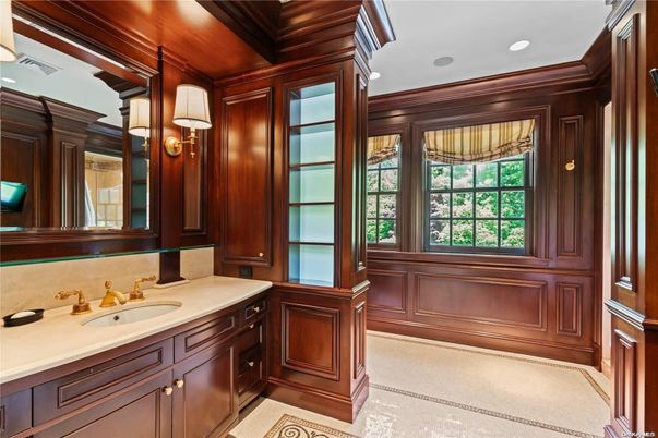Bathroom, Interior, Recessed Lighting, Wooden Walls