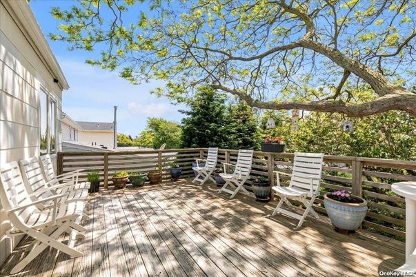 Exterior, Wood Texture Flooring