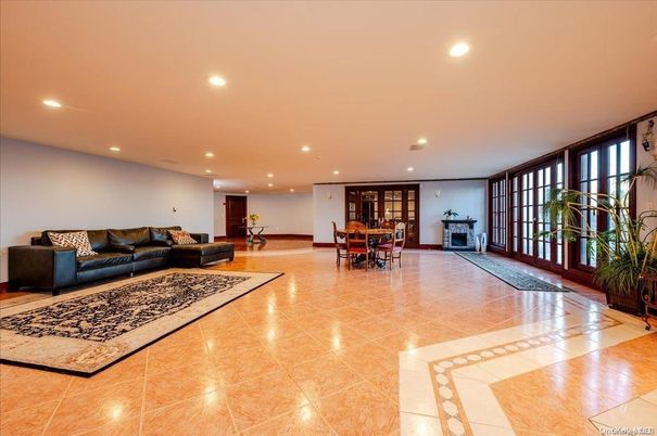 Dining room, Interior, Living room, Recessed Lighting