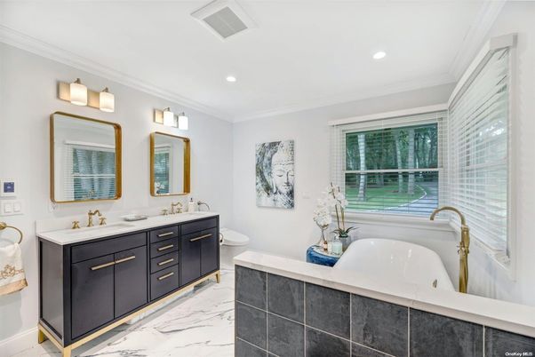 Bathroom, Dual Sink Vanities, Free Standing Baths, Interior, Marble, Recessed Lighting