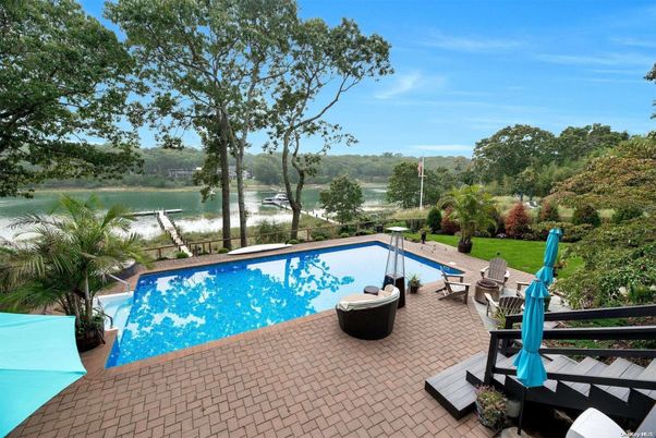 Exterior, Pool, Water