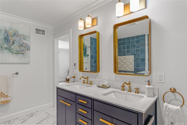 Bathroom, Dual Sink Vanities, Interior, Marble