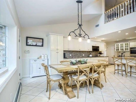 Dining room, Interior, Kitchen, Pendant Lights, Recessed Lighting