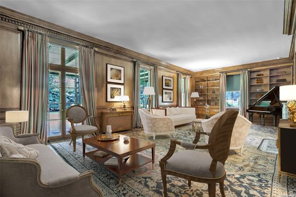 Interior, Living room, Piano
