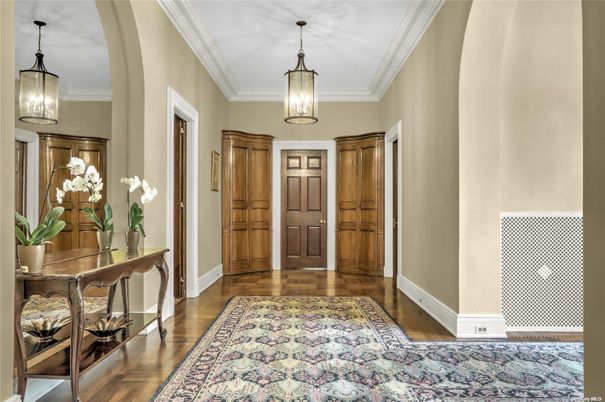 Interior, Pendant Lights, Wood Texture Flooring