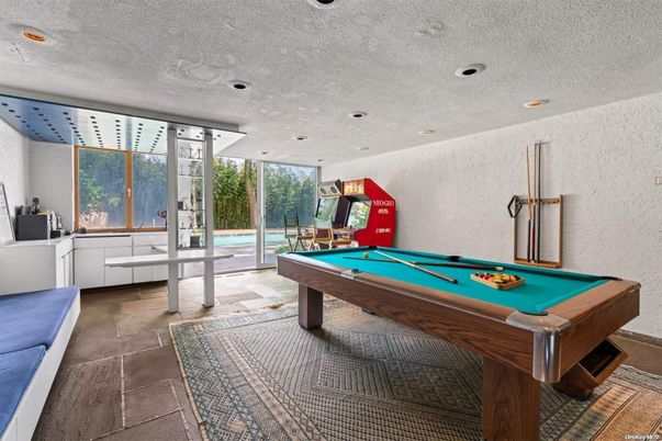 Billiard Table, Game Room, Interior, Recessed Lighting