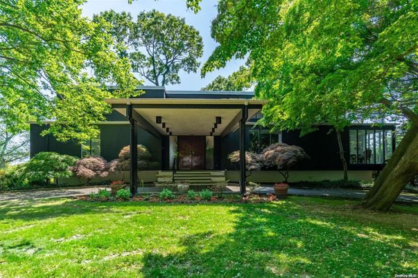 Backyard, Exterior, Facade, None