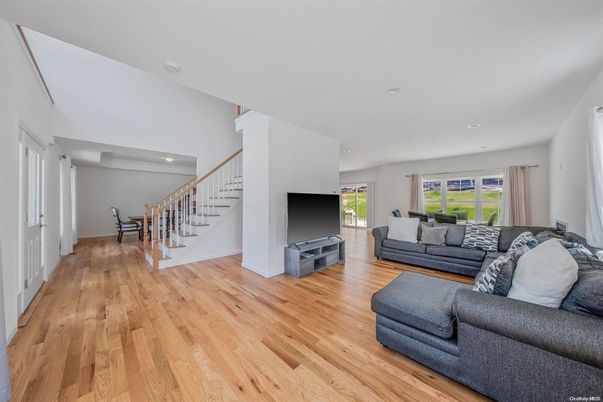 Dining room, Interior, Living room, Recessed Lighting, Wood Texture Flooring