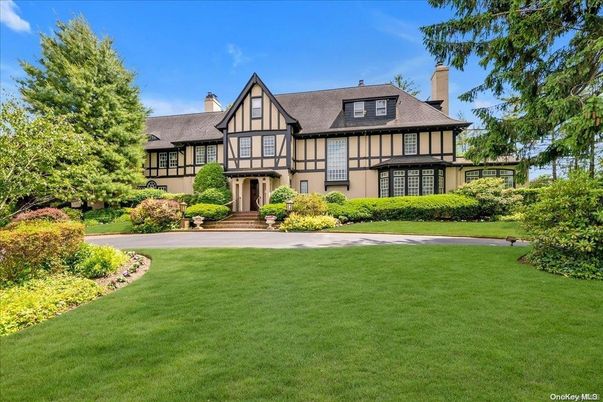 Backyard, Exterior, Facade, Tudor Revival