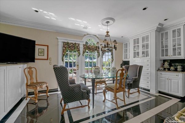 Chandelier, Dining room, Interior, Recessed Lighting