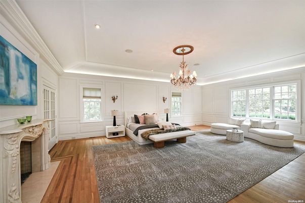 Chandelier, Fireplace, Interior, Living room, Recessed Lighting, Wood Texture Flooring