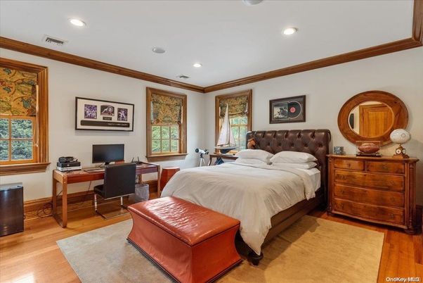 Bedroom, Home Office, Interior, Recessed Lighting, Wood Texture Flooring