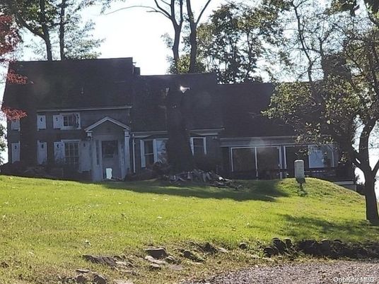 Backyard, Exterior, Facade, Modern