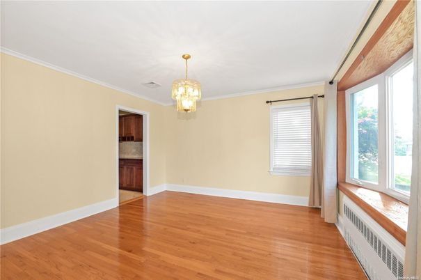 Chandelier, Empty room, Interior, Wood Texture Flooring