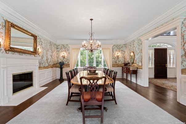 Chandelier, Dining room, Fireplace, Interior, Wood Texture Flooring