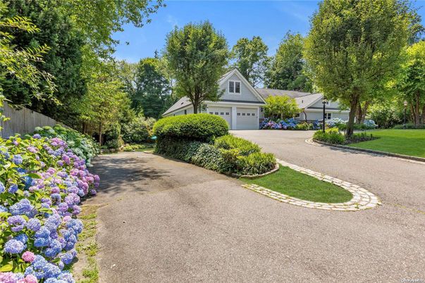 Backyard, Detached Garage, Exterior