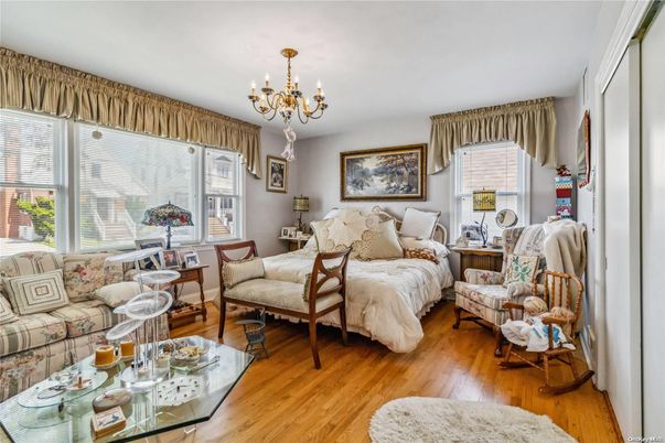 Chandelier, Interior, Living room, Wood Texture Flooring