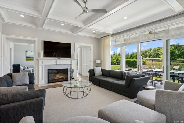 Fireplace, Interior, Living room, Recessed Lighting