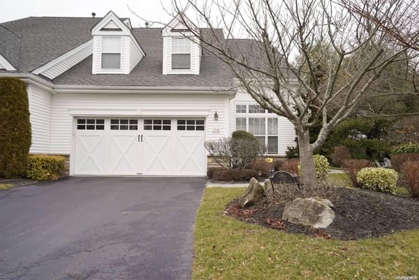 Attached, Exterior, Facade, Cape Cod