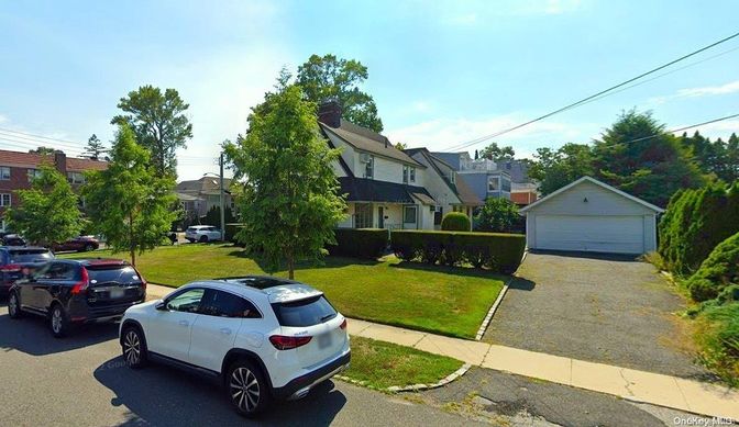 Detached Garage, Exterior