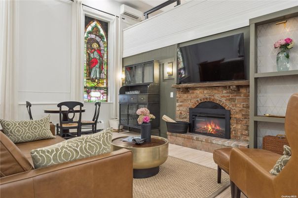 Fireplace, Interior, Living room