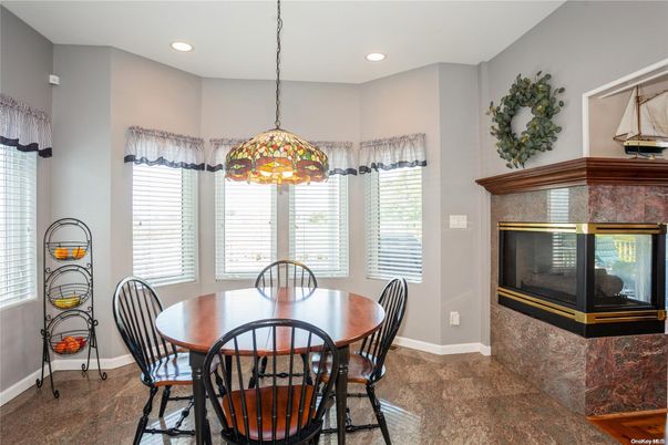 Dining room, Interior, Pendant Lights, Recessed Lighting