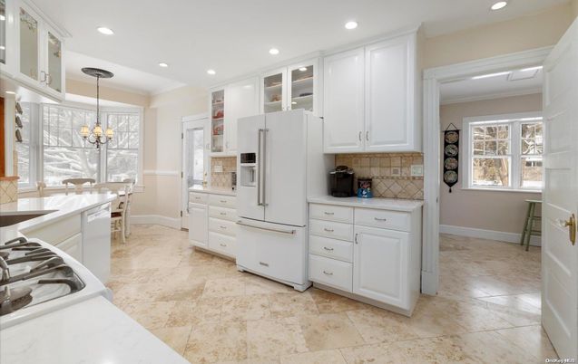 Dining room, Interior, Kitchen, Pendant Lights, Recessed Lighting