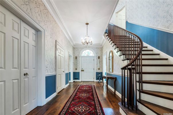 Chandelier, Interior, Wood Texture Flooring