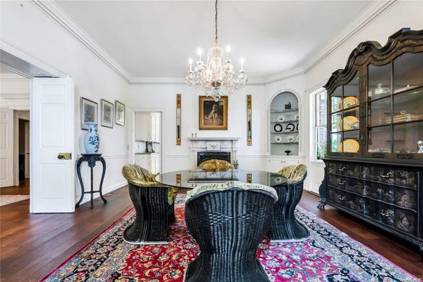 Chandelier, Dining room, Fireplace, Interior, Wood Texture Flooring