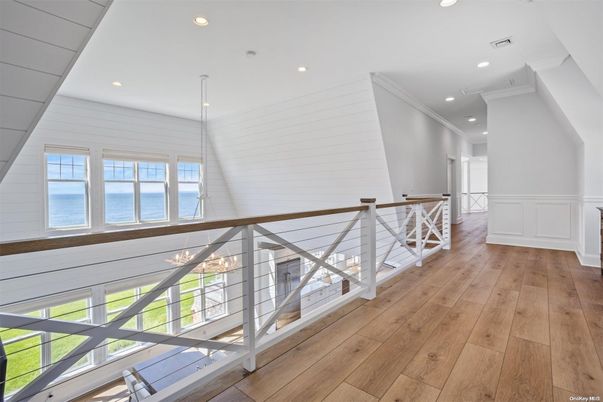 Interior, Recessed Lighting, Water, Wood Texture Flooring