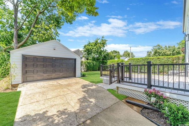 Backyard, Detached Garage, Exterior