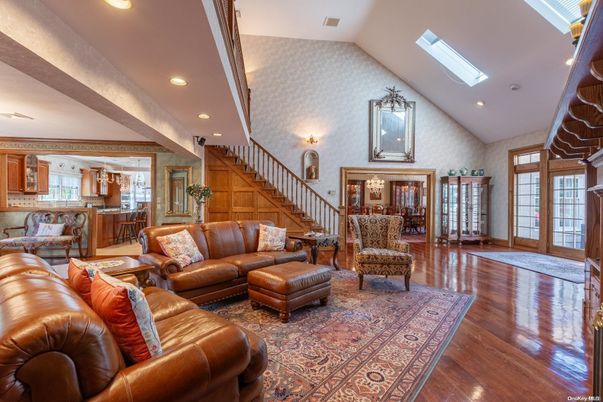 Interior, Kitchen, Living room, Recessed Lighting, Wood Texture Flooring