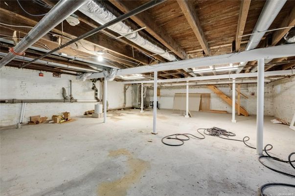 Interior, Wooden Beams