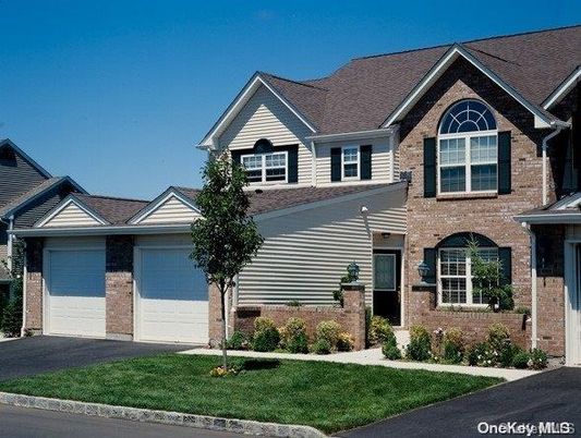 Attached, Exterior, Facade, Brick Facade, Brick Traditional