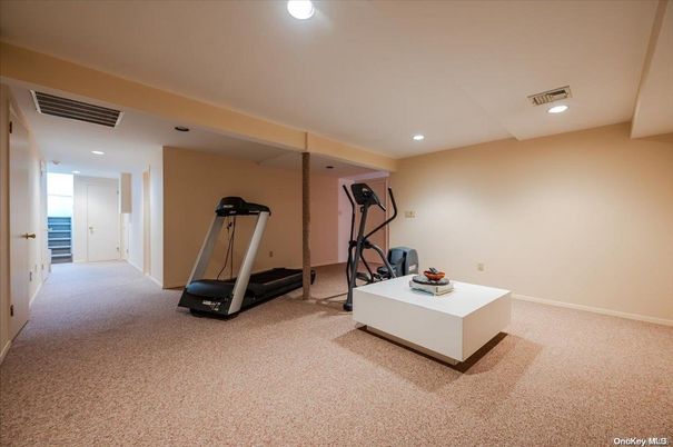 Fitness Equipment, Interior, Recessed Lighting