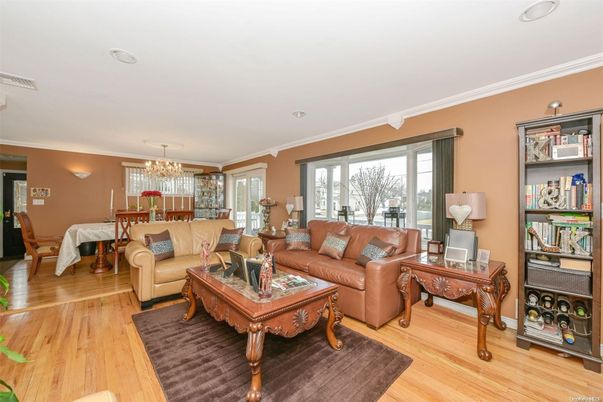 Chandelier, Dining room, Interior, Living room, Wood Texture Flooring