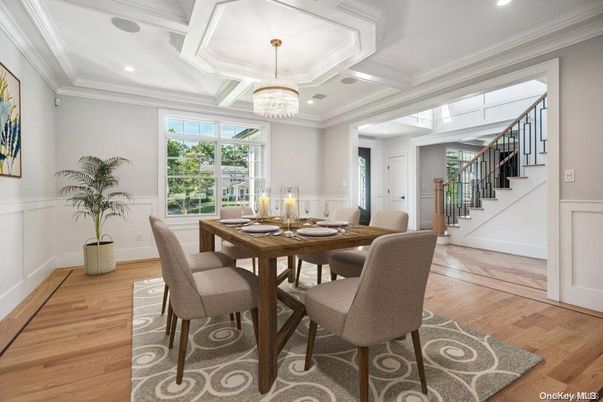 Chandelier, Dining room, Interior, Recessed Lighting, Wood Texture Flooring