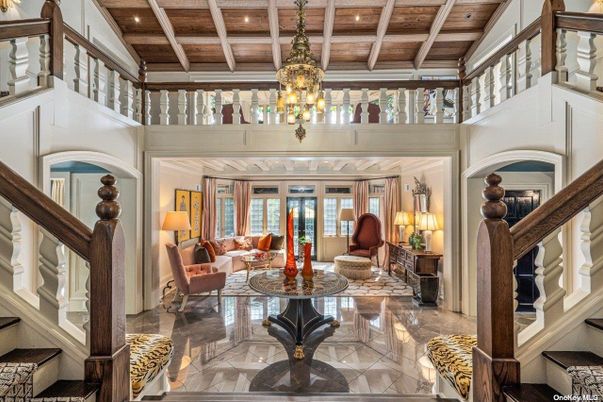 Chandelier, Interior, Living room, Recessed Lighting, Wooden Beams, Wooden Ceilings