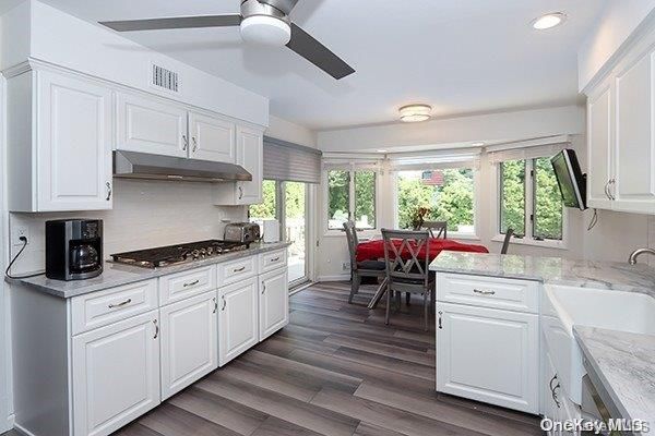 Dining room, Interior, Kitchen, Recessed Lighting, Wood Texture Flooring