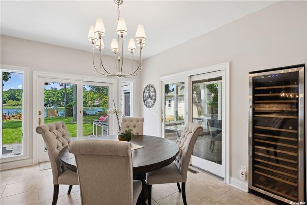 Chandelier, Dining room, Interior