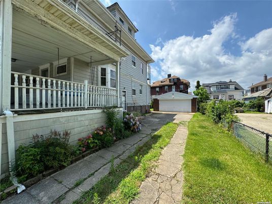 Backyard, Detached Garage, Exterior