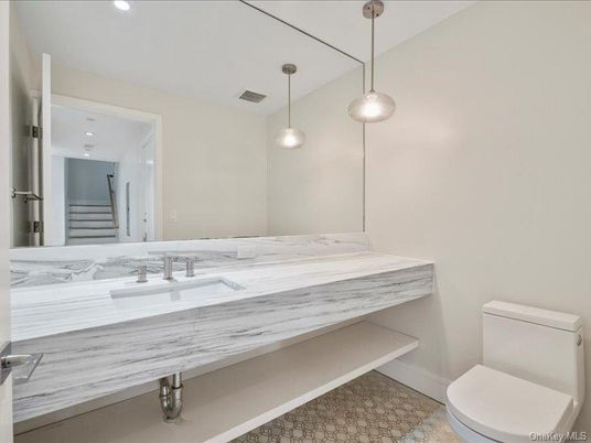 Bathroom, Interior, Pendant Lights, Recessed Lighting