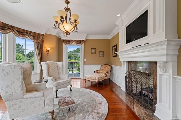 Chandelier, Fireplace, Interior, Recessed Lighting, Wood Texture Flooring